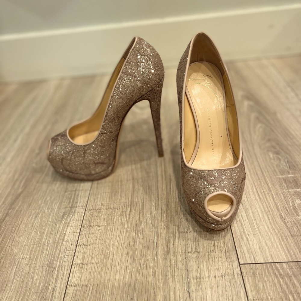 giuseppe zanotti 140MM lace peep toe pump